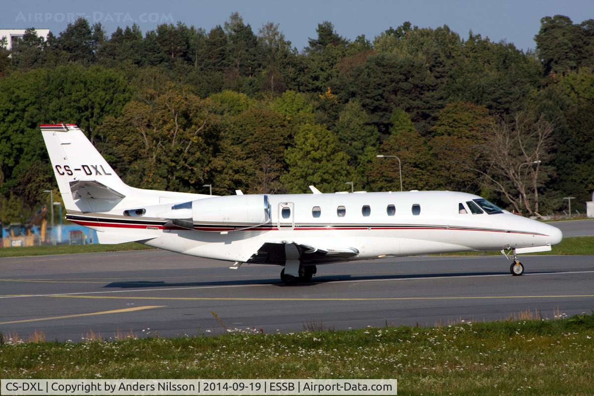 CS-DXL, 2006 Cessna 560XL Citation Excel C/N 560-5640, Lining up runway 12.