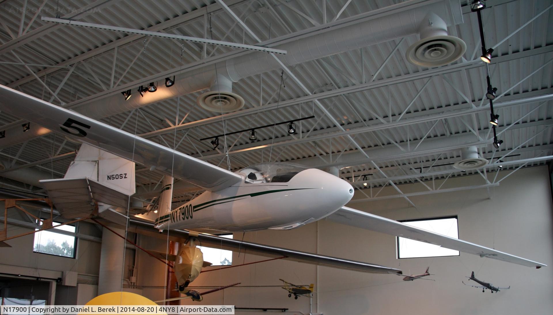 N17900, 1973 Schweizer SGS 1-35 C/N 1, This 1973-built beauty has been preserved at the National Soaring Museum.