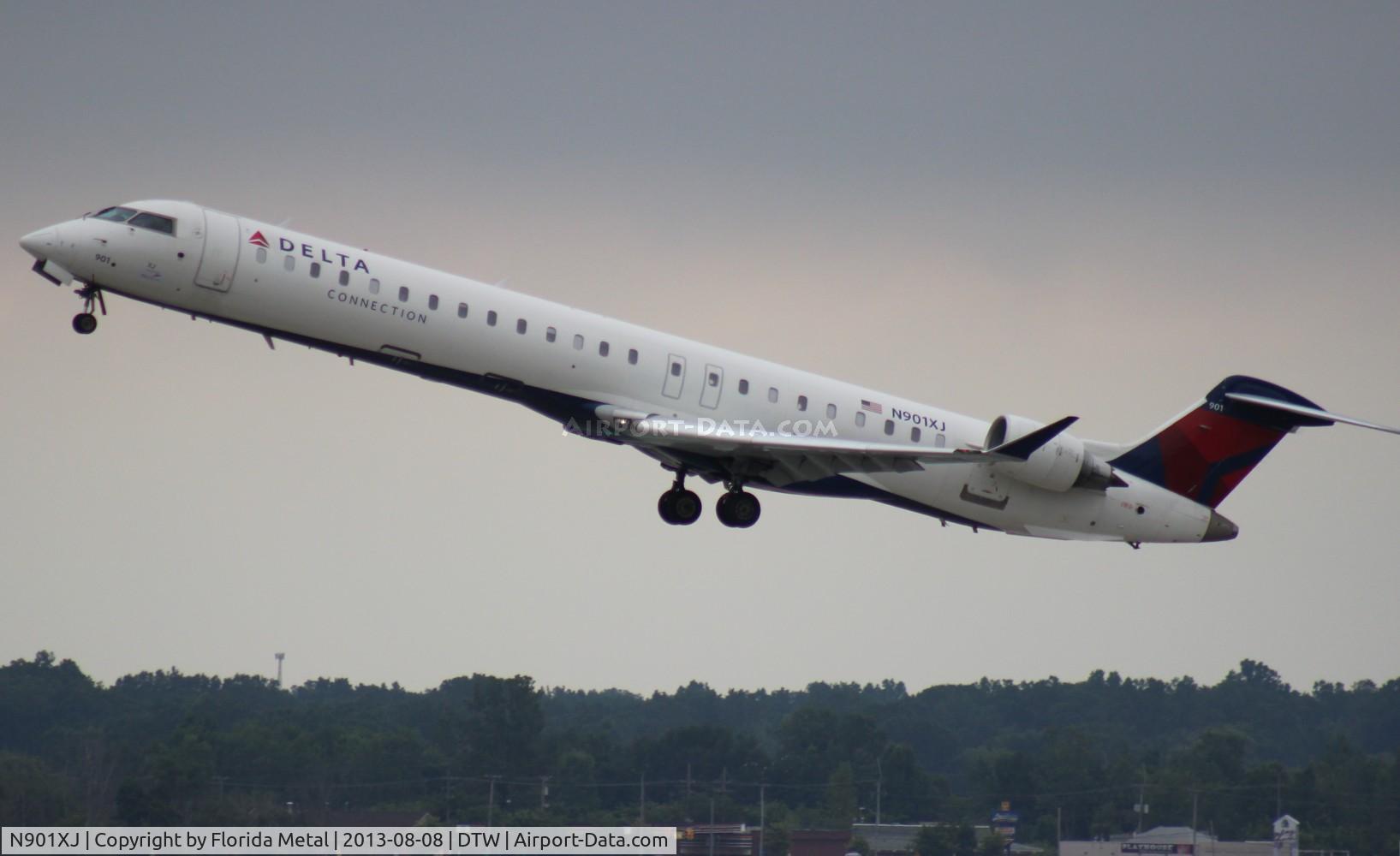 N901XJ, 2007 Bombardier CRJ-900ER (CL-600-2D24) C/N 15130, Delta Connection CRJ-900