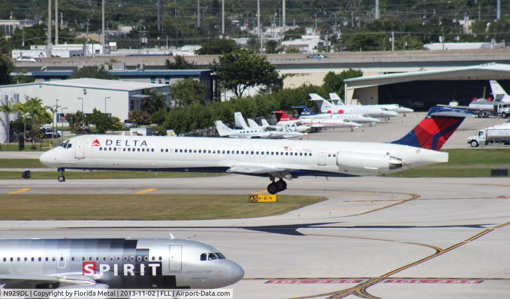 N929DL, 1988 McDonnell Douglas MD-88 C/N 49716, Delta MD-88