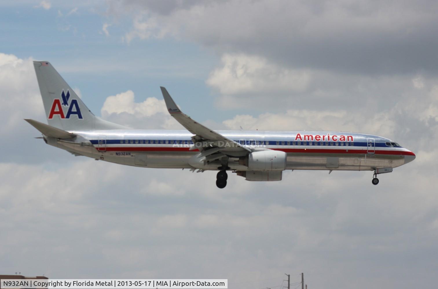 N932AN, 2000 Boeing 737-823 C/N 29530, American 737-800
