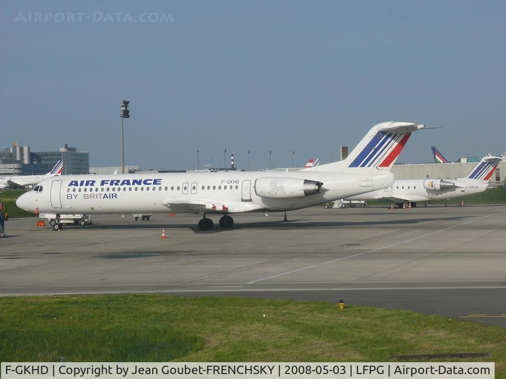 F-GKHD, 1992 Fokker 100 (F-28-0100) C/N 11381, Brit'Air