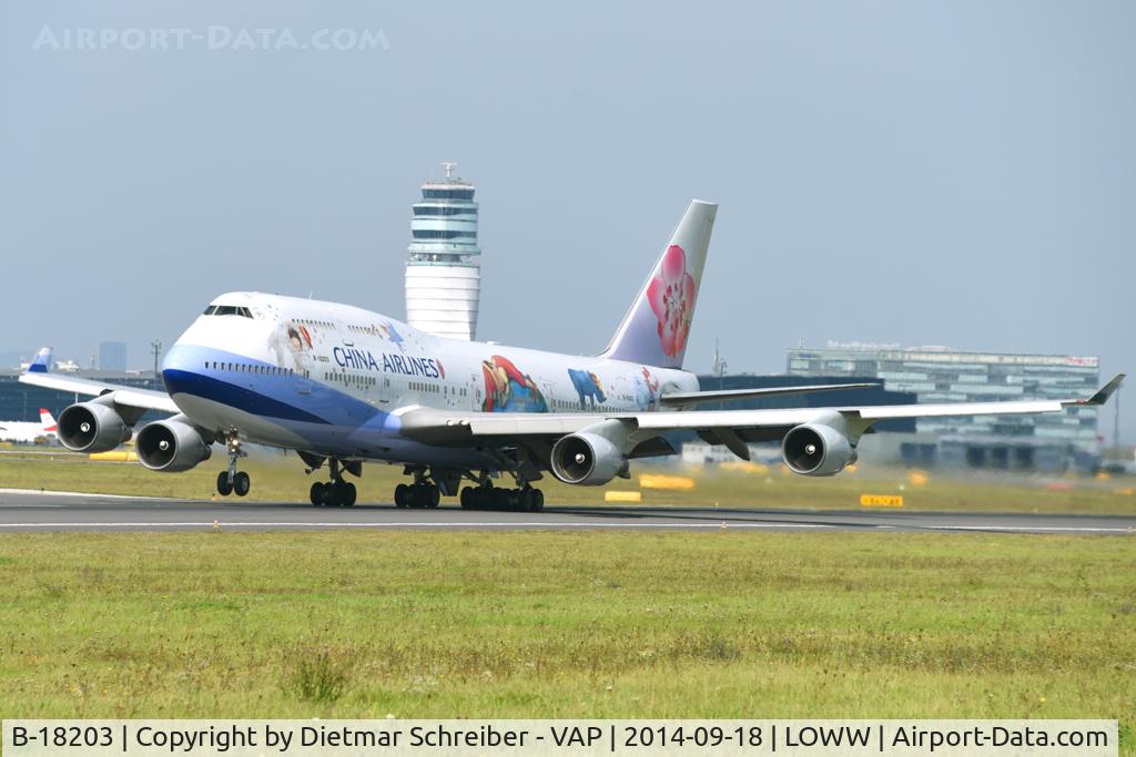 B-18203, Boeing 747-409 C/N 28711, CHina Airlines Boeing 747-400
