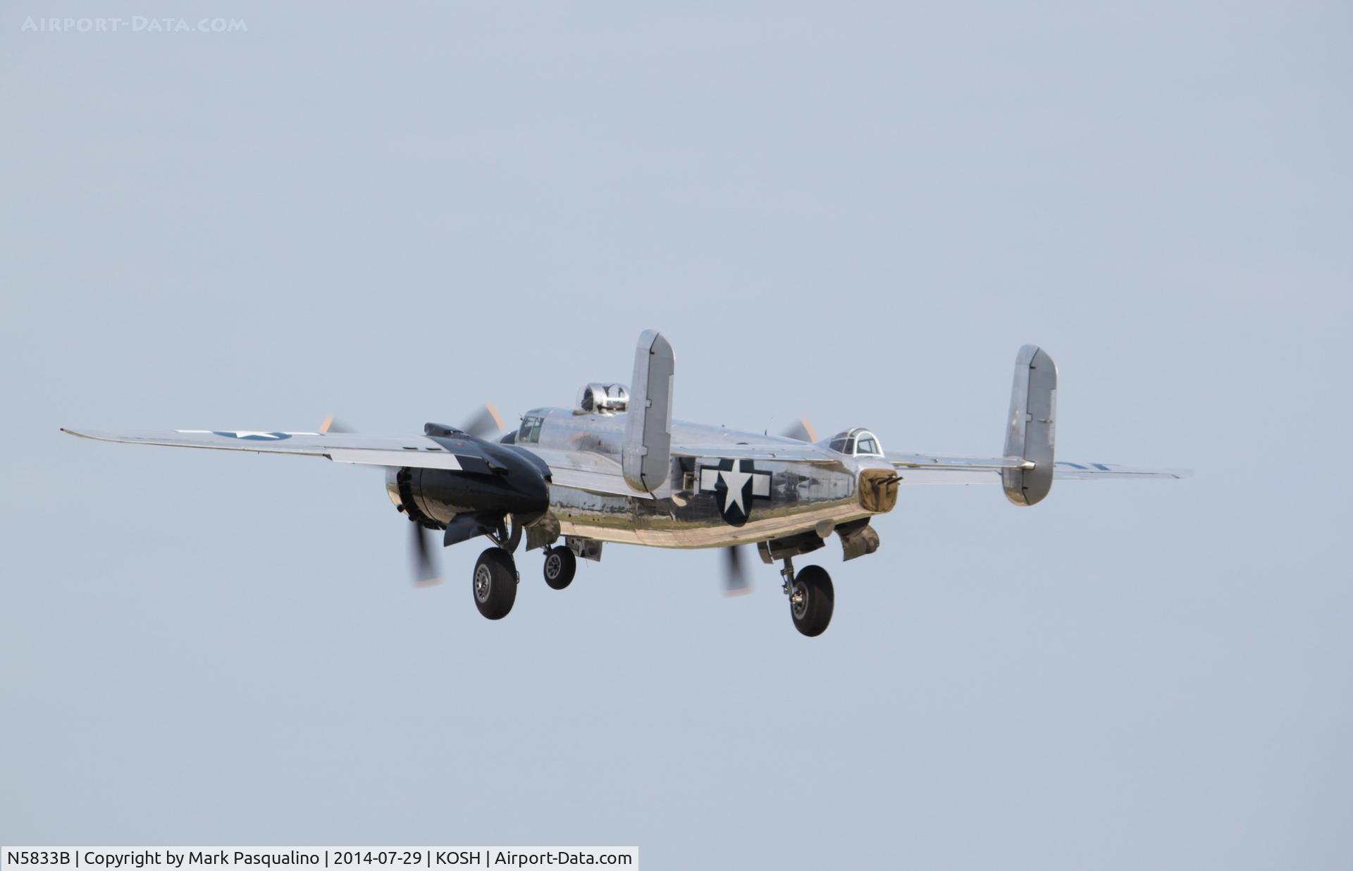 N5833B, 1945 North American B-25J Mitchell Mitchell C/N 108-47735, North American B-25J