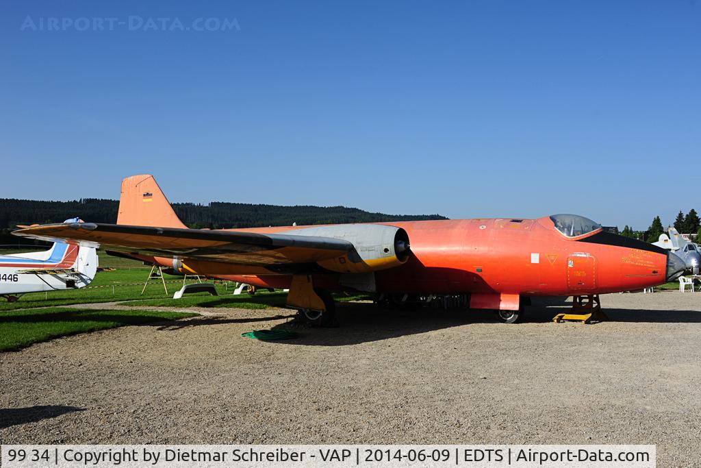 99 34, 1954 English Electric Canberra B.2 C/N R3/EA3/6651, Canberra
