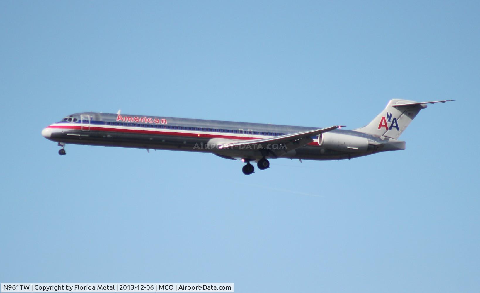 N961TW, 1999 McDonnell Douglas MD-83 (DC-9-83) C/N 53611, American MD-83