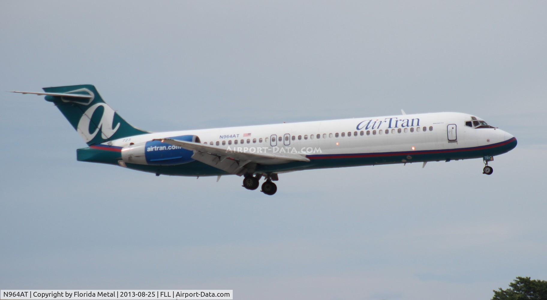 N964AT, 2001 Boeing 717-200 C/N 55025, Air Tran 717