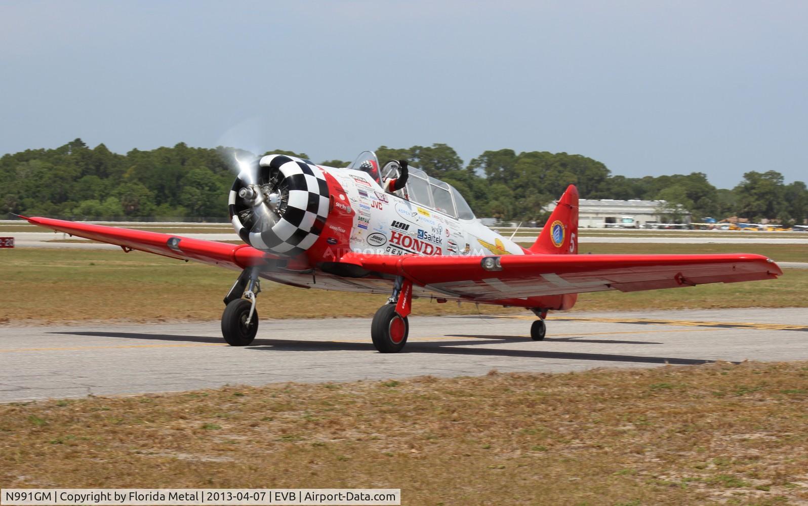 N991GM, 1941 North American AT-6C Texan C/N 88-17575, Aeroshell AT-6C