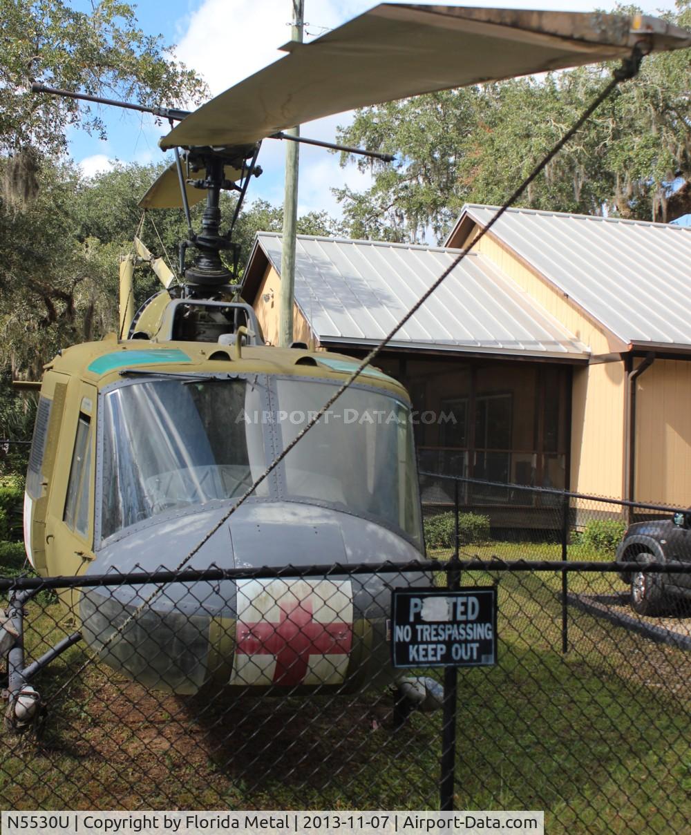 N5530U, Bell TH-1L C/N 157848, TH-1L Iroquois at a Veterans hall in Tallahassee