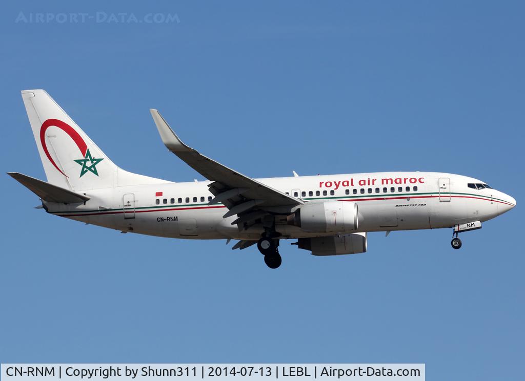 CN-RNM, 1999 Boeing 737-7B6 C/N 28984, Landing rwy 25R