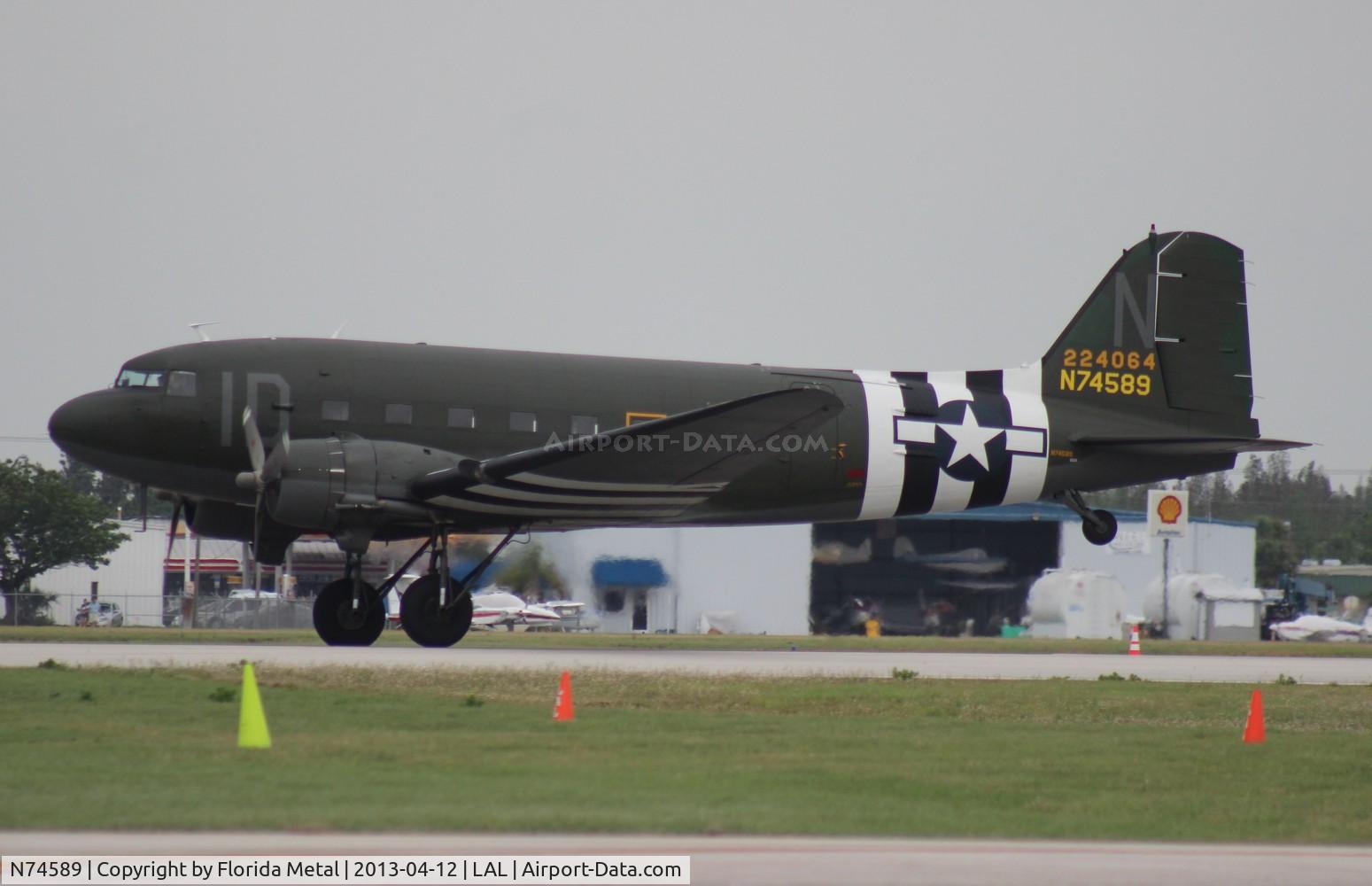 N74589, 1943 Douglas DC3C-S1C3G (C-47A) C/N 9926, C-47 departing Lakeland