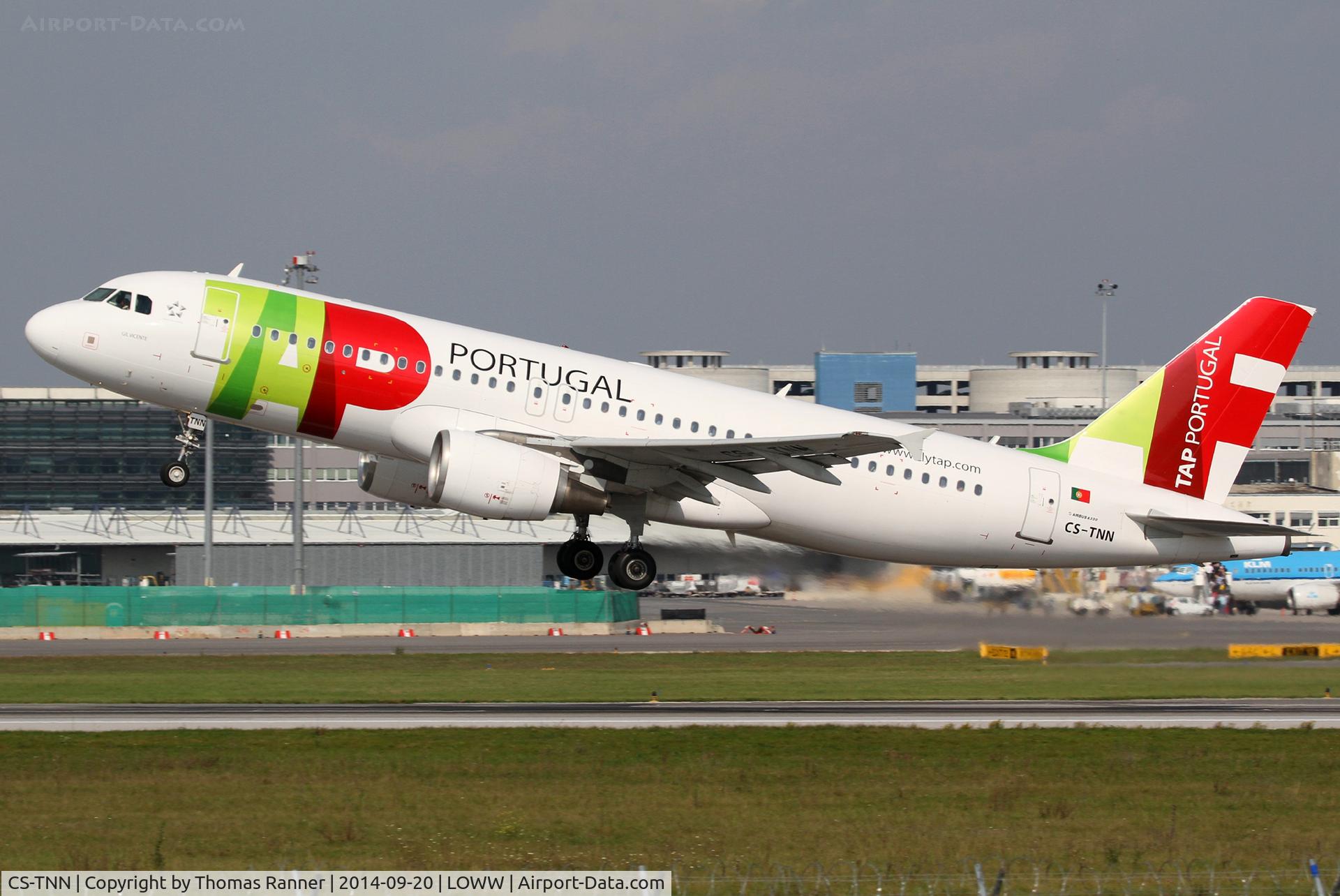 CS-TNN, 2002 Airbus A320-214 C/N 1816, TAP A320