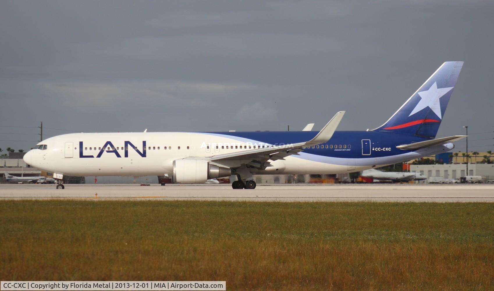 CC-CXC, Boeing 767-316/ER C/N 36710/962, LAN 767-300