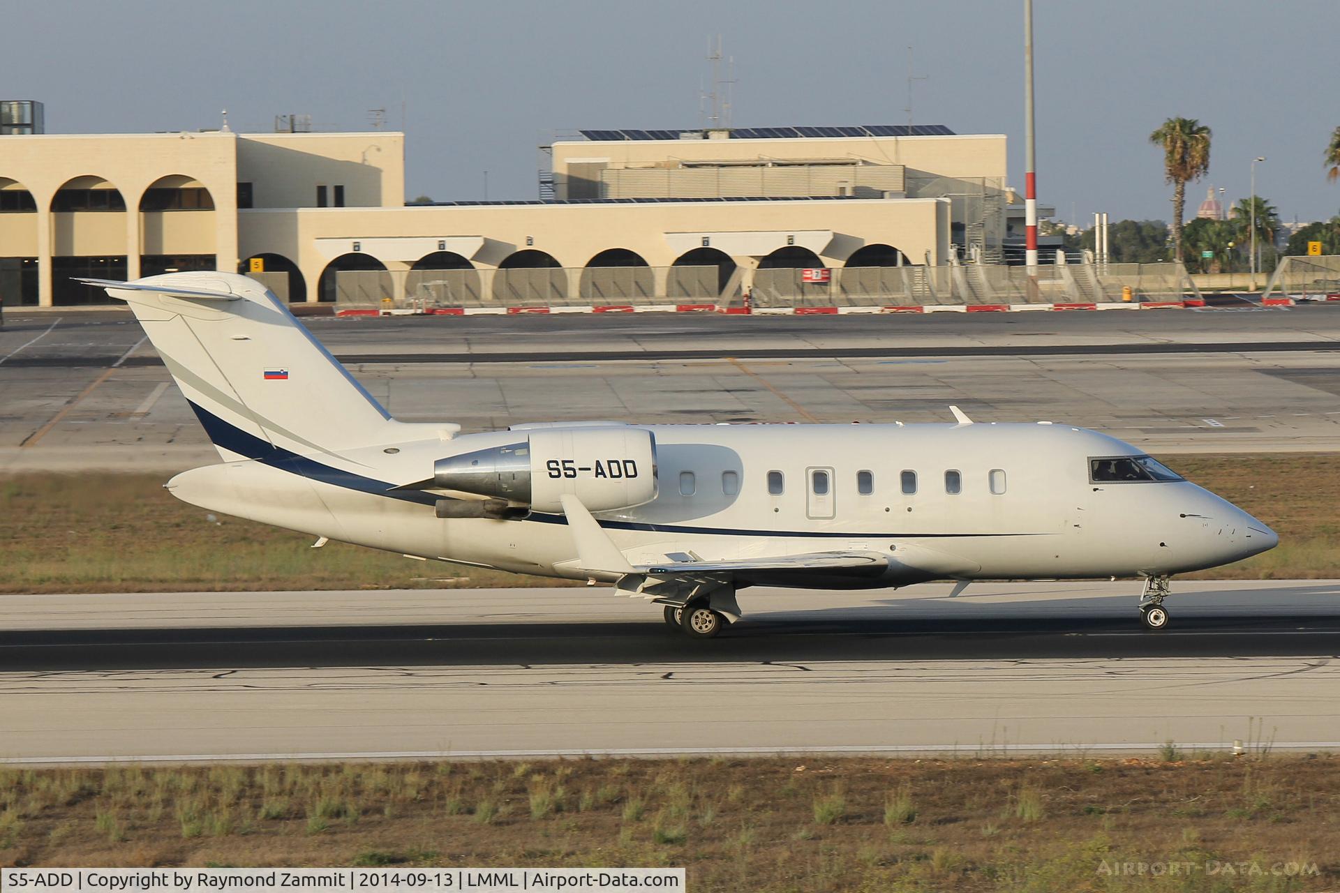 S5-ADD, Canadair Challenger 605 (CL-600-2B16) C/N 5757, Canadair CL600 Challenger605 S5-ADD of Elitavia