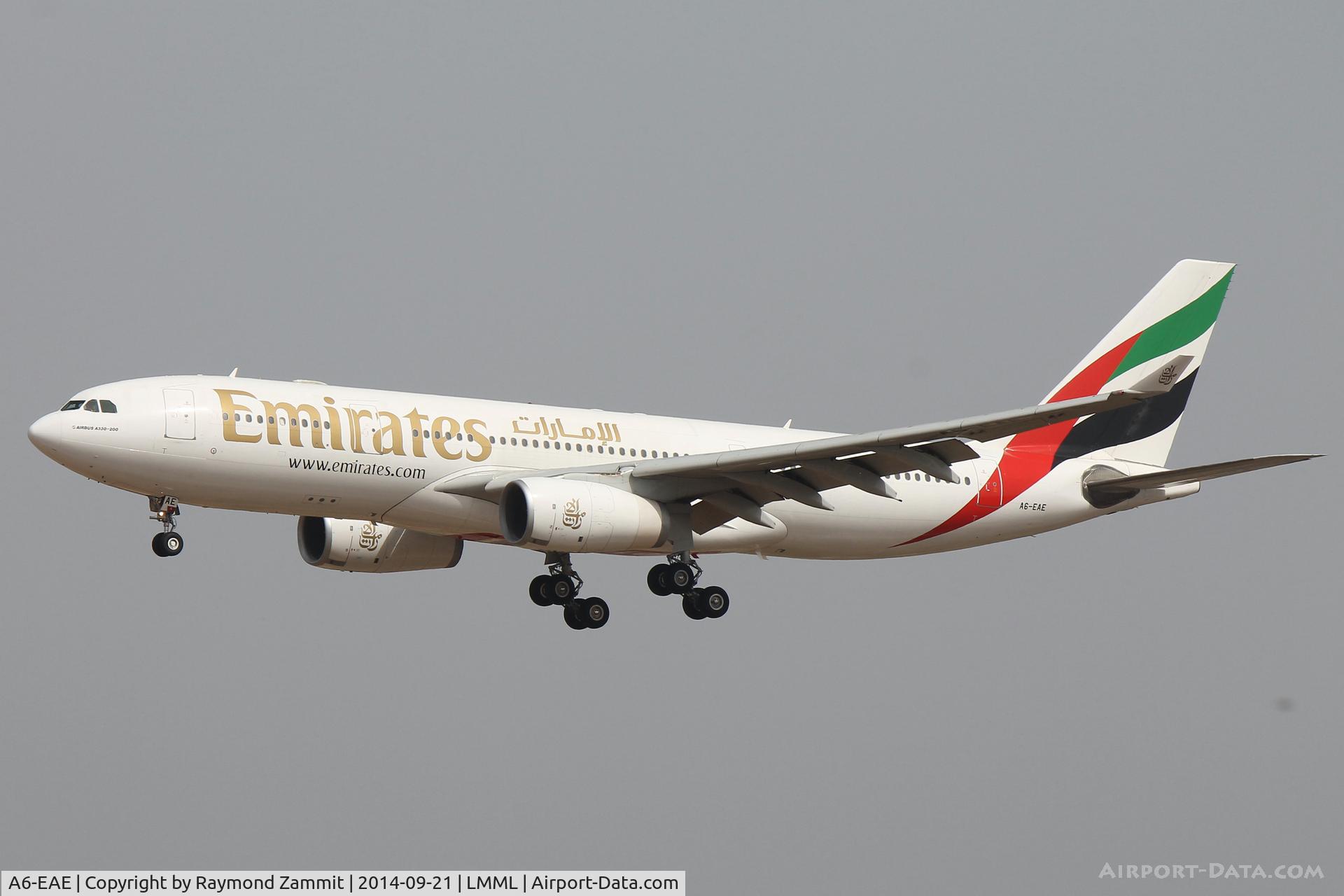 A6-EAE, 2001 Airbus A330-243 C/N 384, A330 A6-EAE Emirates