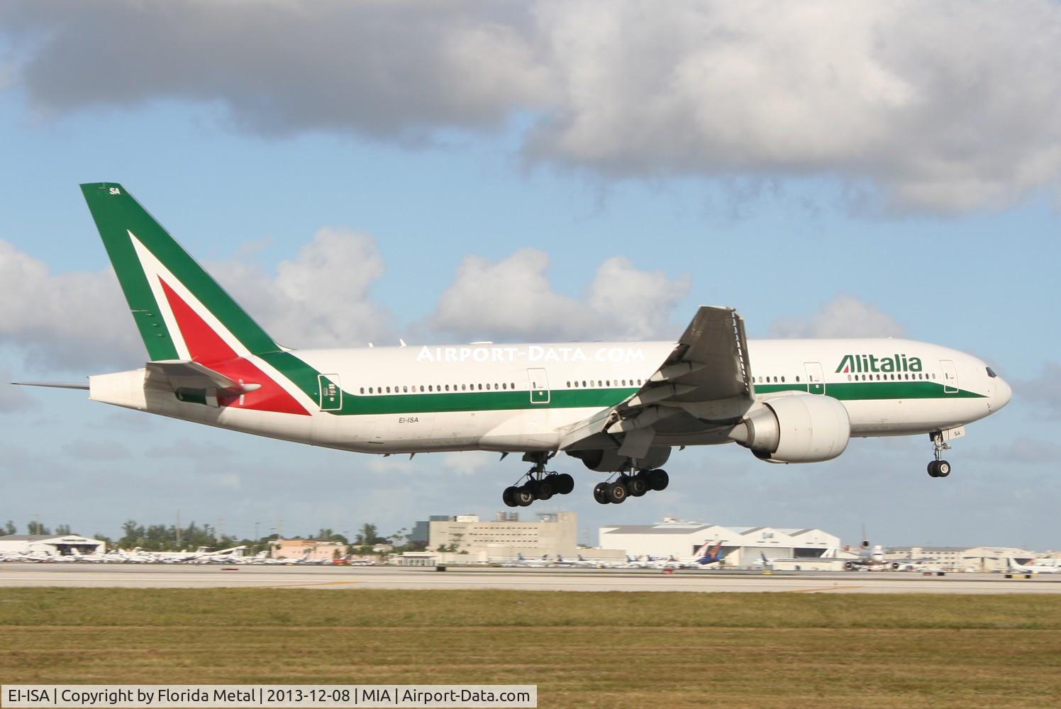 EI-ISA, 2002 Boeing 777-243/ER C/N 32855, Alitalia 777-200