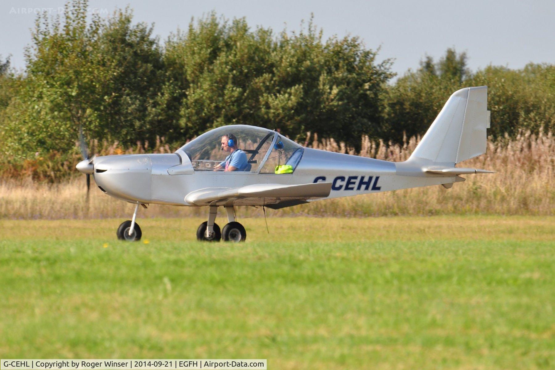G-CEHL, 2006 Aerotechnik EV-97 TeamEurostar UK C/N 2928, Visiting EV-97 departing Runway 22.