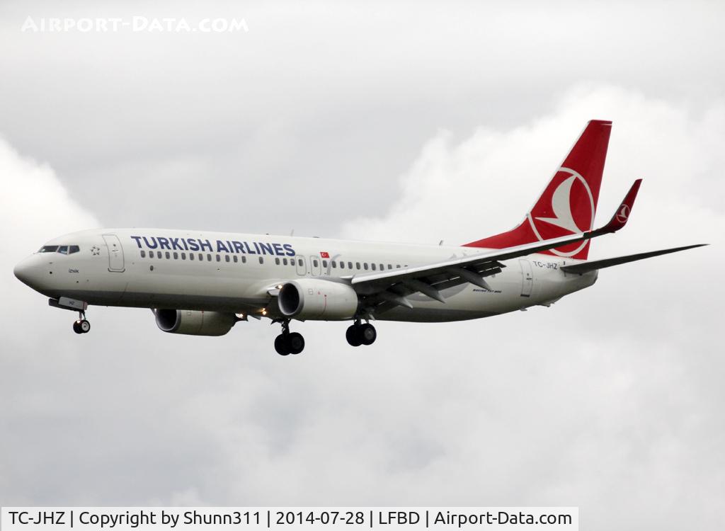TC-JHZ, 2014 Boeing 737-8F2 C/N 42004, Landing rwy 23