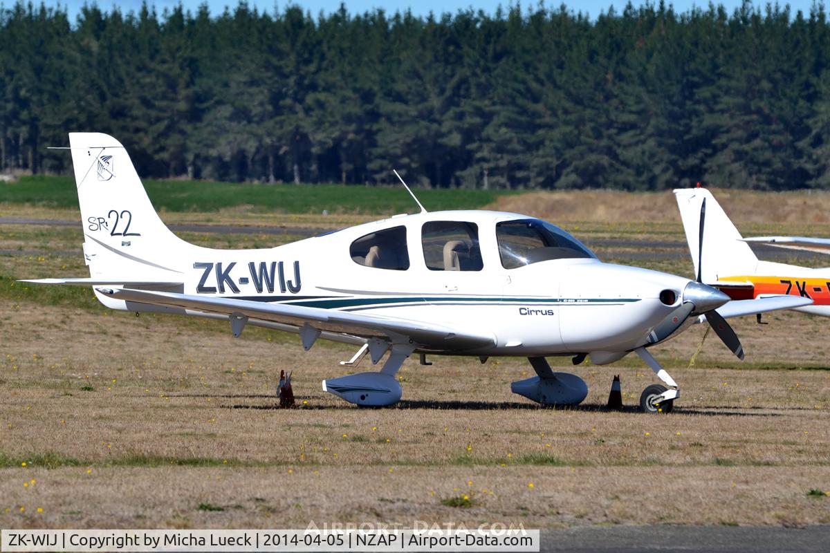 ZK-WIJ, Cirrus SR22 C/N 4, At Taupo