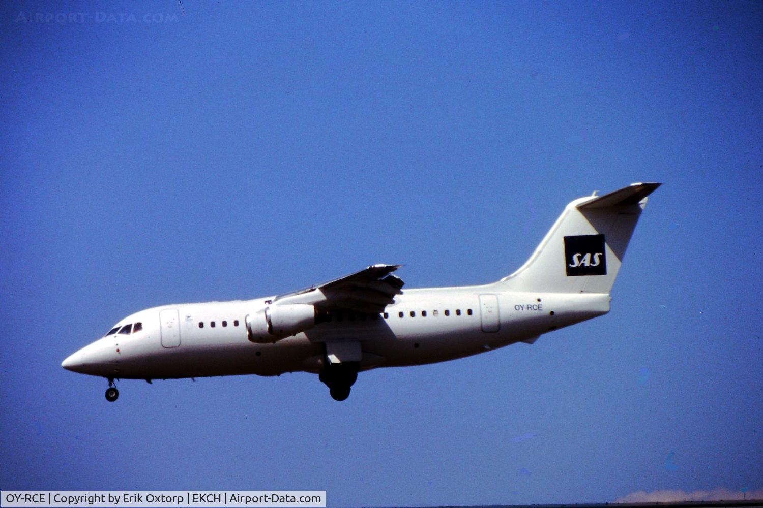 OY-RCE, 1993 British Aerospace Avro 146-RJ85 C/N E.2233, OY-RCE  CPH 2008-05