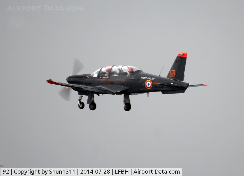 92, Socata TB-30 Epsilon C/N 92, Passing above rwy 29 for exercice...