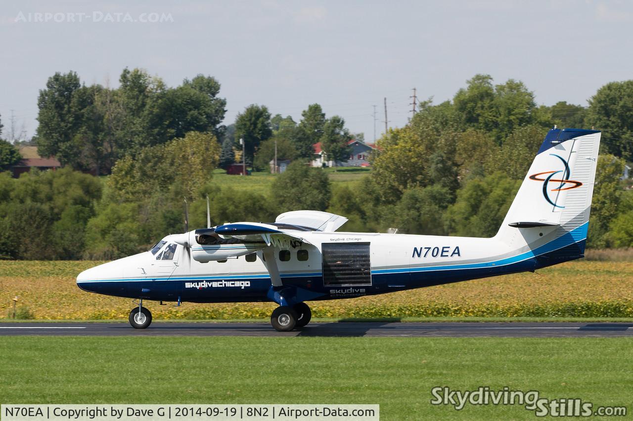 N70EA, 1968 De Havilland Canada DHC-6-200 Twin Otter C/N 139, Departing Skydive Chicago