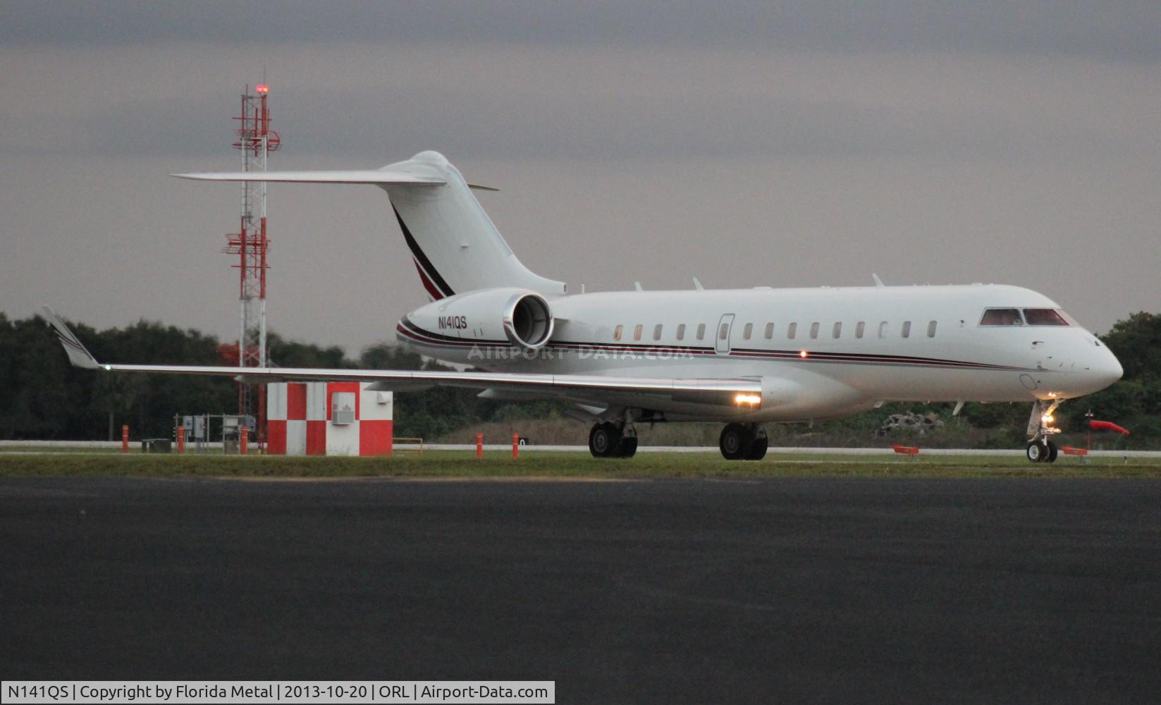 N141QS, 2012 Bombardier BD-700-1A10 Global 6000 C/N 9479, Global 6000