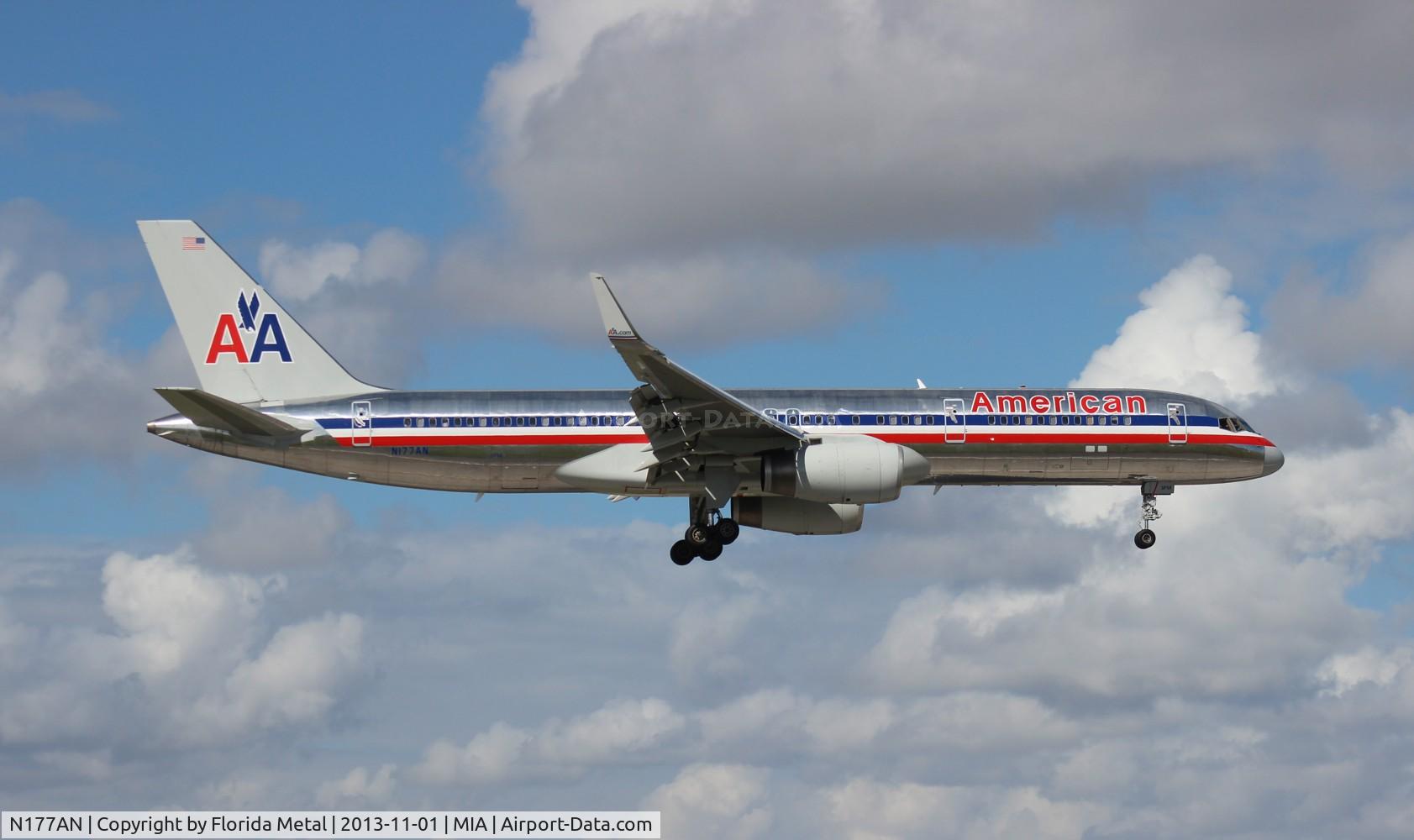 N177AN, 2002 Boeing 757-223 C/N 32396, American 757-200