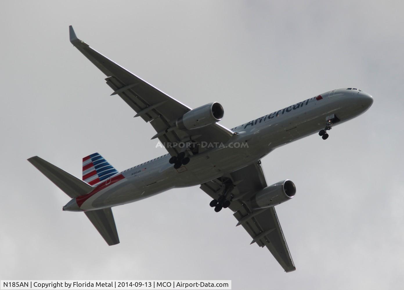 N185AN, 2001 Boeing 757-223 C/N 32379, American 757-200 first plane in the new colors