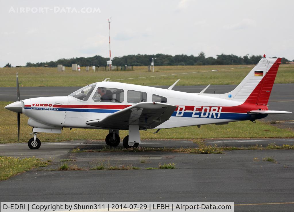 D-EDRI, 1977 Piper PA-28R-201T Cherokee Arrow III C/N 28R-7703247, Taxiing for departure after refuelling...