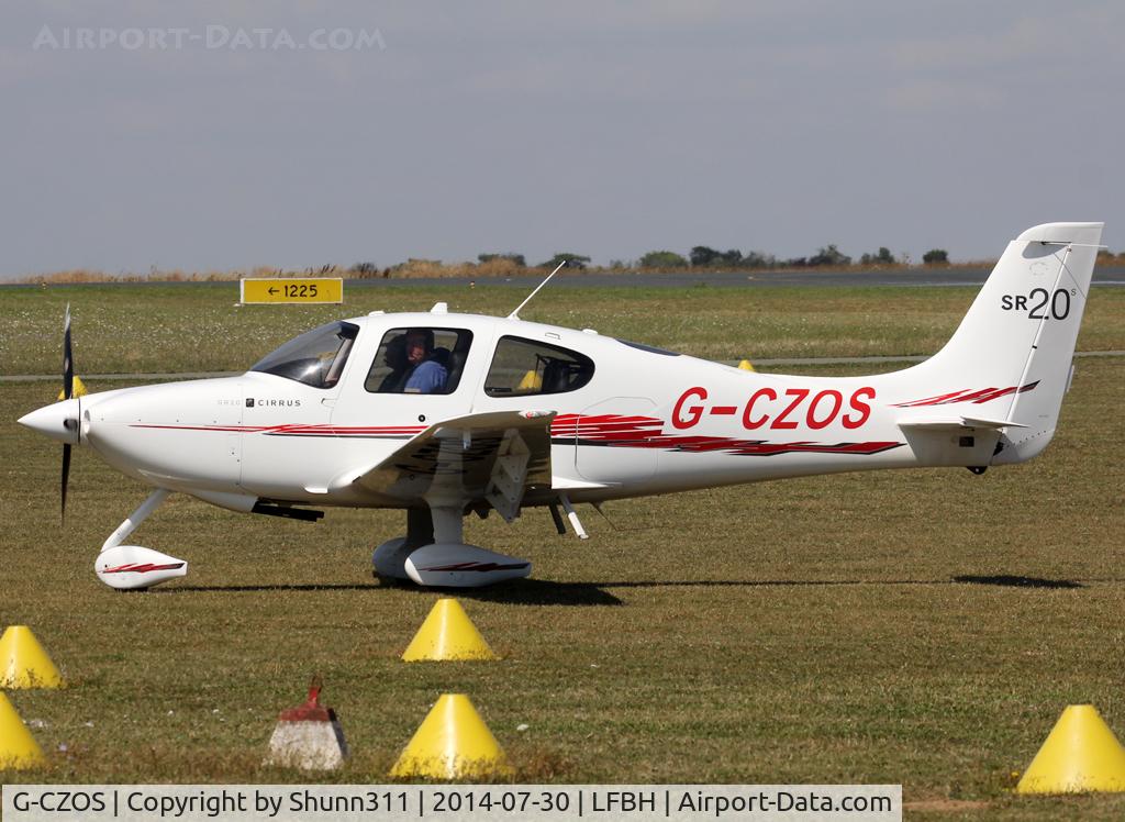 G-CZOS, 2010 Cirrus SR20S C/N 2038, Parked on the grass...