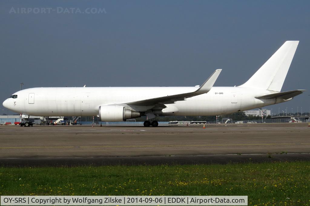 OY-SRS, 1993 Boeing 767-39H C/N 26256, visitor