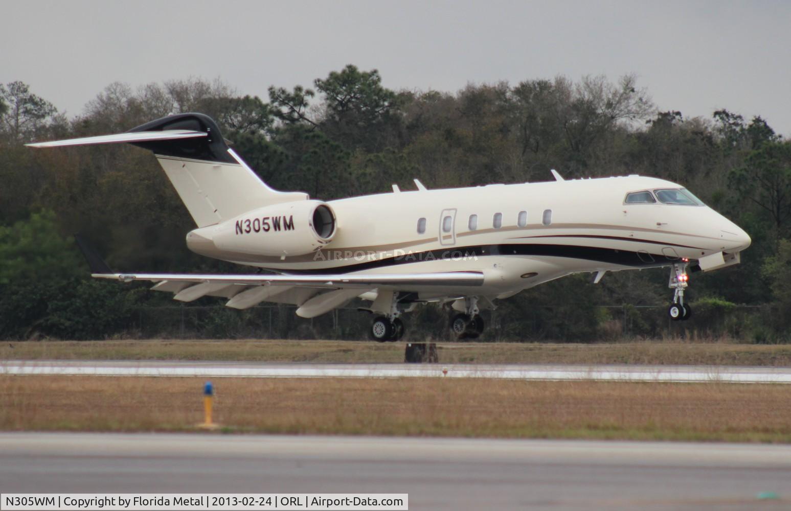 N305WM, 2012 Bombardier Challenger 300 (BD-100-1A10) C/N 20379, Challenger 300