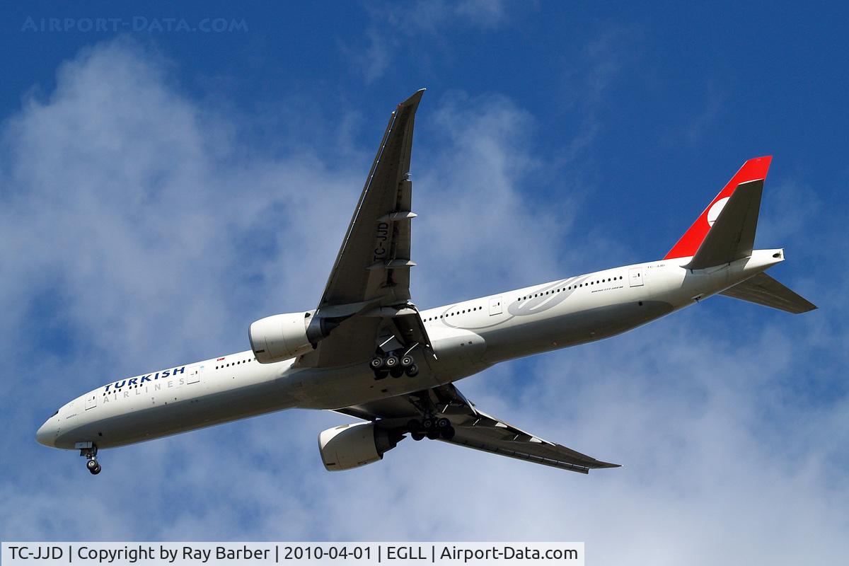 TC-JJD, 2007 Boeing 777-35R/ER C/N 35159, Boeing 777-35RER [35159] (THY Turkish Airlines) Home~G 01/04/2010. On approach 27R.