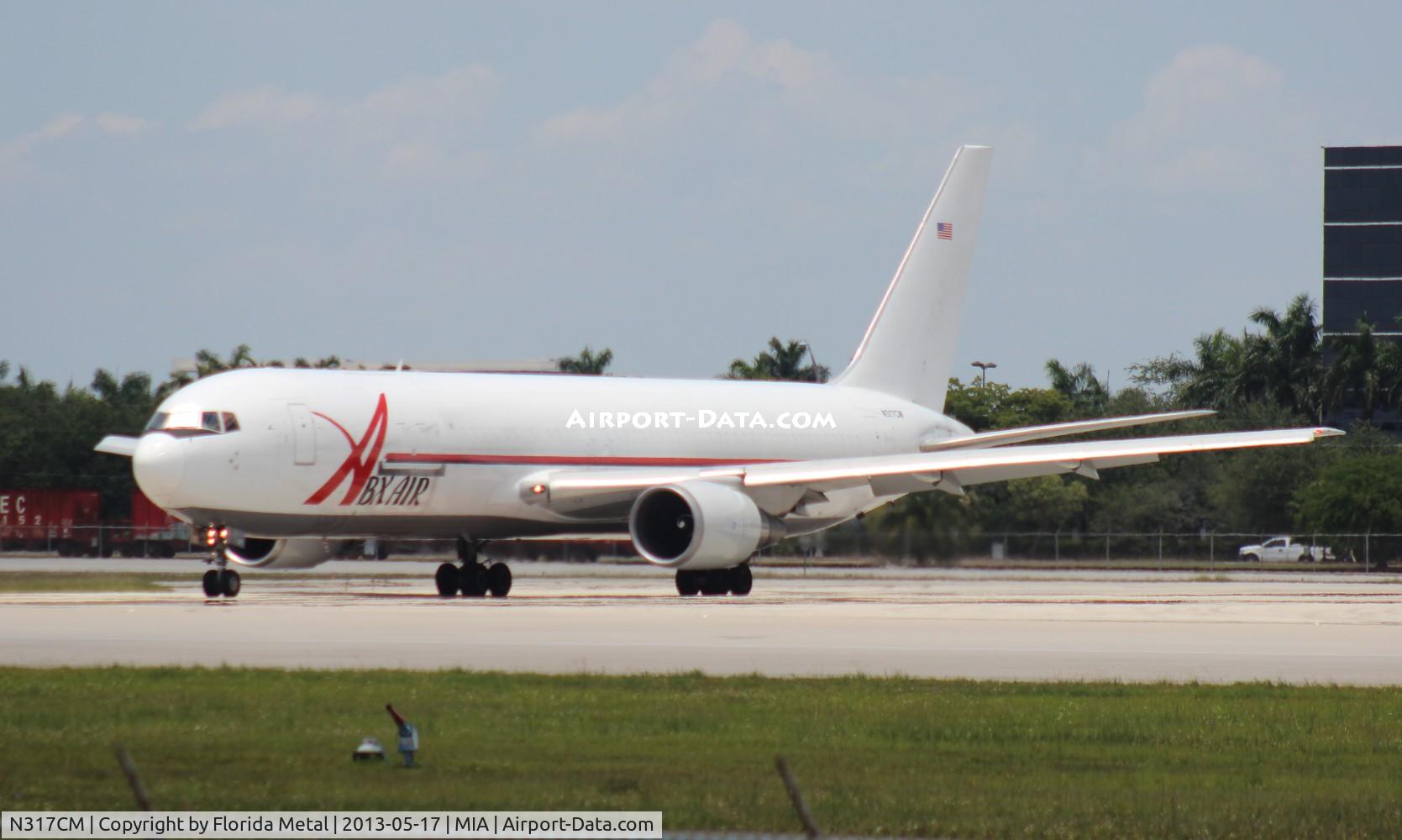 N317CM, 1988 Boeing 767-338 C/N 24317, ABX 767-300