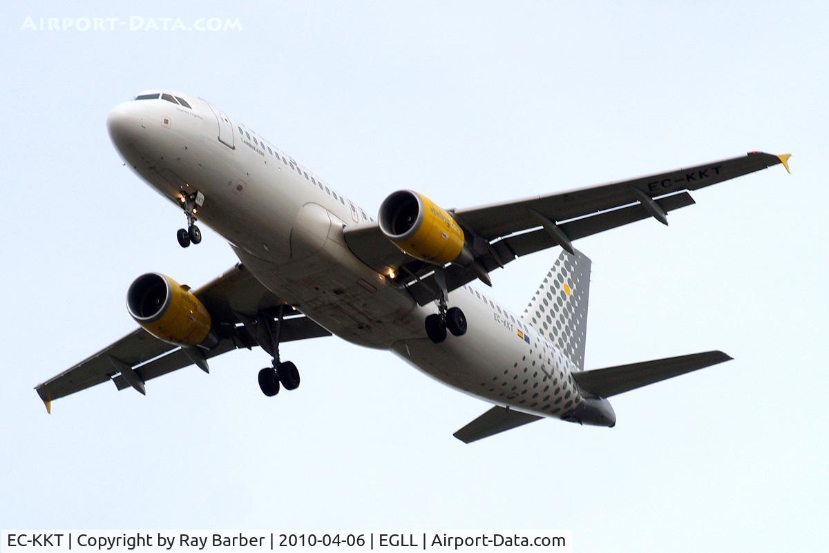 EC-KKT, 2007 Airbus A320-214 C/N 3293, Airbus A320-214 [3293] (Vueling Airlines) Home~G 06/04/2010. On approach 27R.