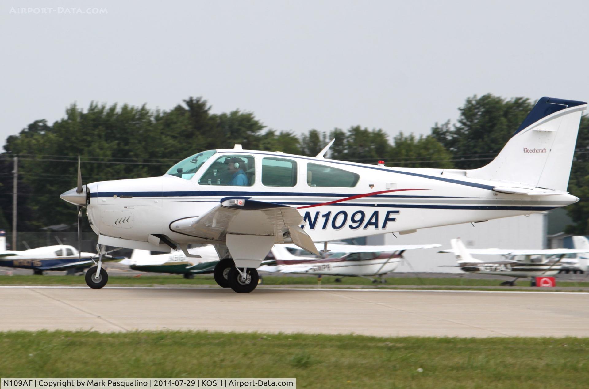 N109AF, 1981 Beech F33A Bonanza C/N CE-983, Beech F33A