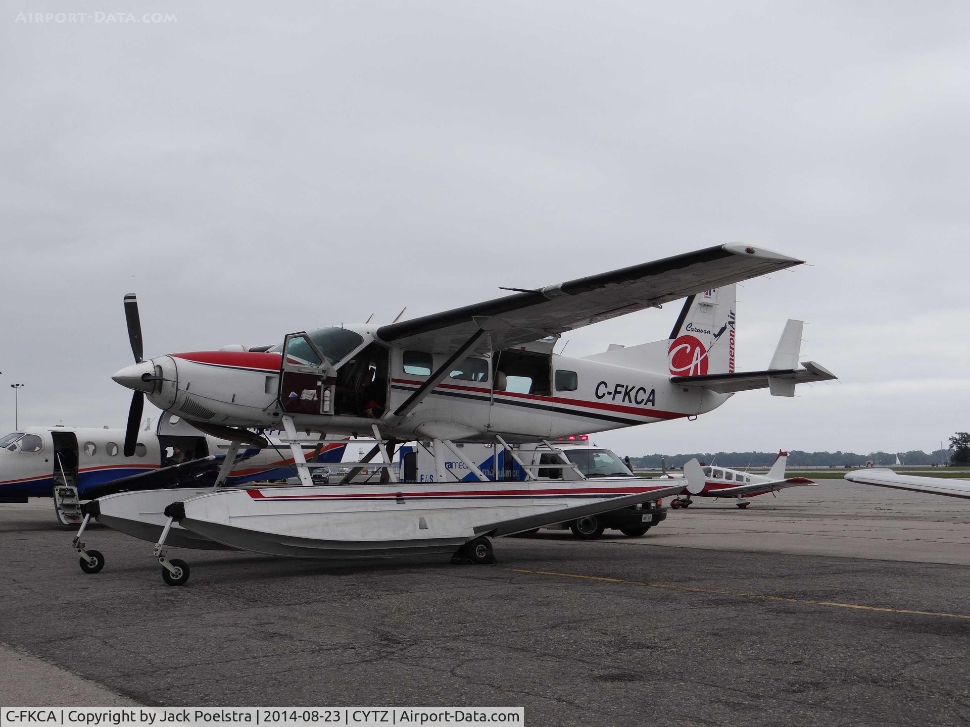 C-FKCA, 1991 Cessna 208 Caravan I C/N 20800211, C.208 of Cameron Air at Toronto Centre city airport