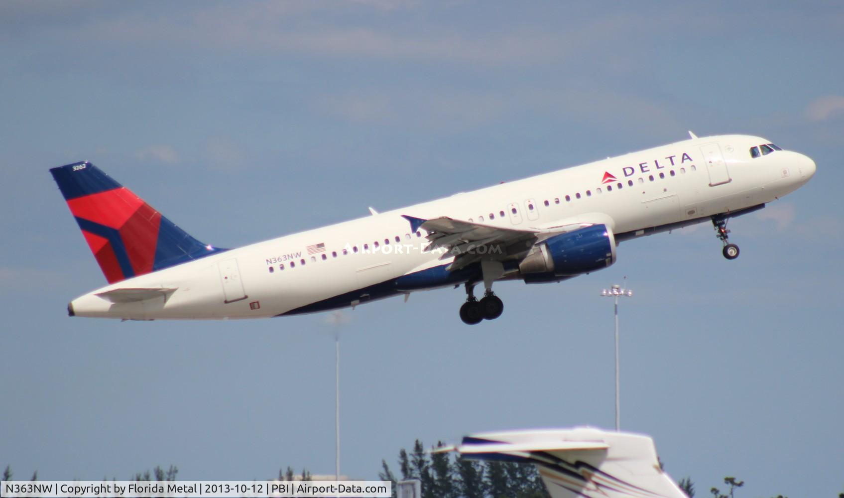 N363NW, 1998 Airbus A320-212 C/N 0923, Delta A320