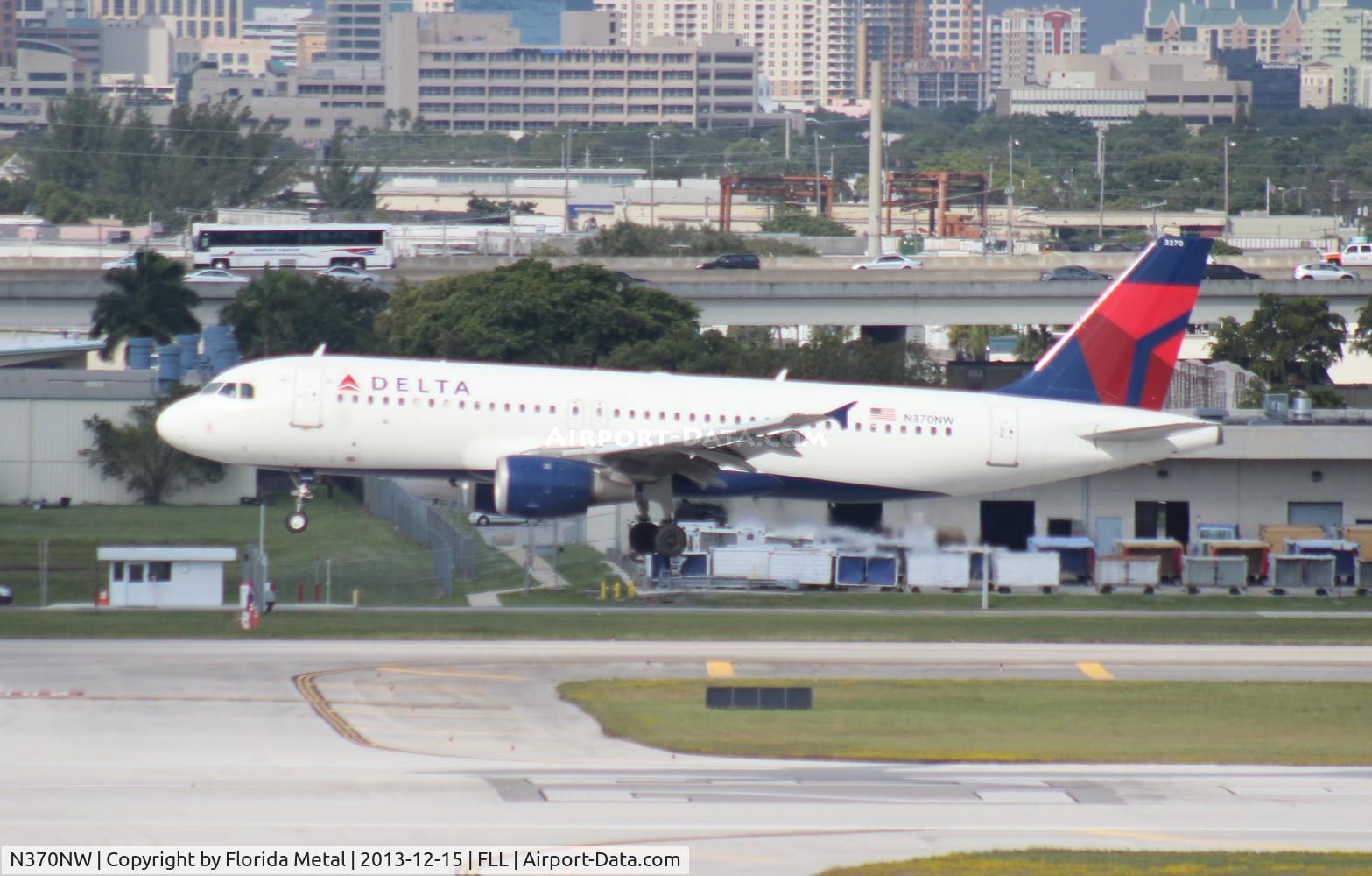 N370NW, 1999 Airbus A320-212 C/N 1037, Delta A320