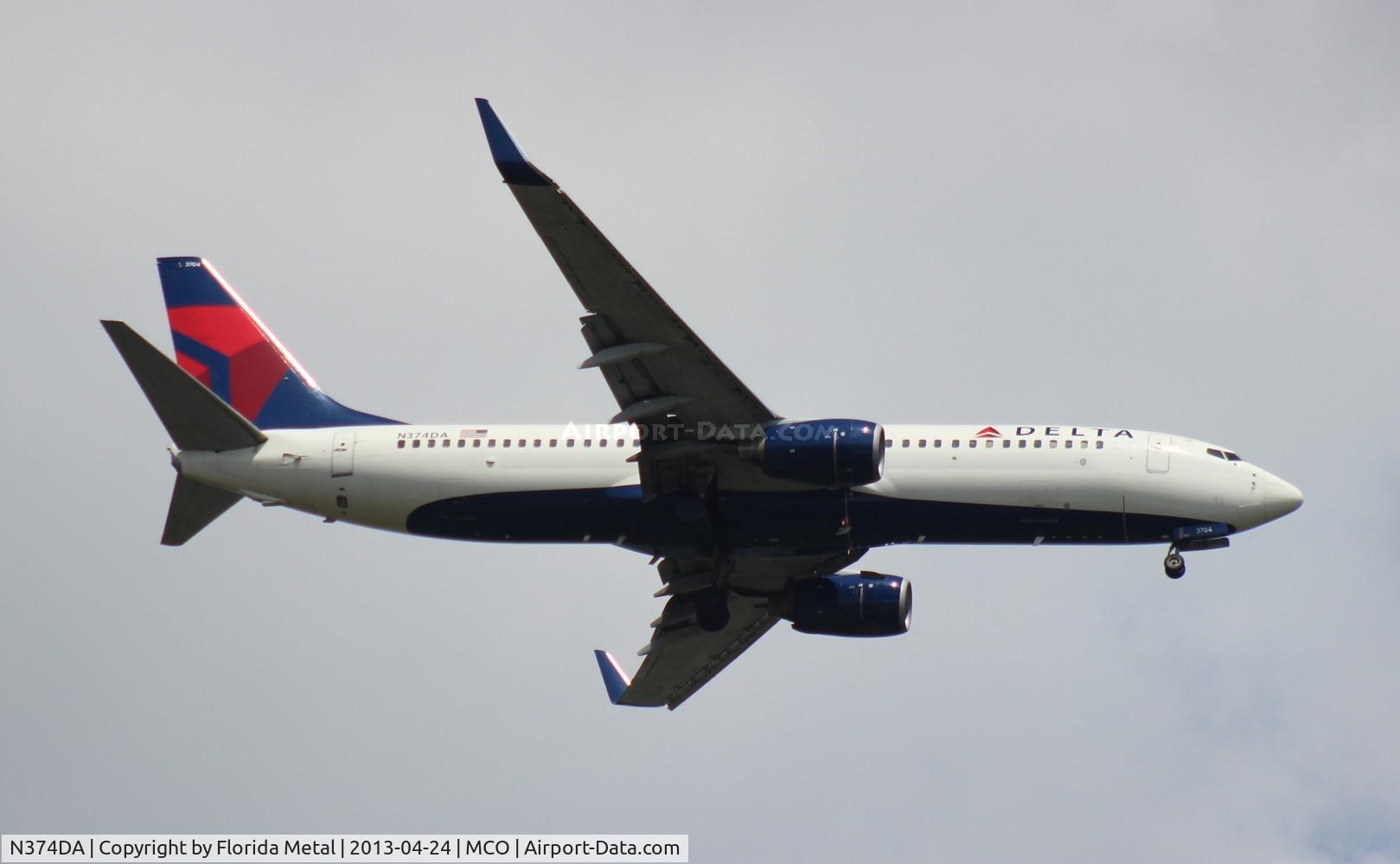N374DA, 1998 Boeing 737-832 C/N 29622, Delta 737-800