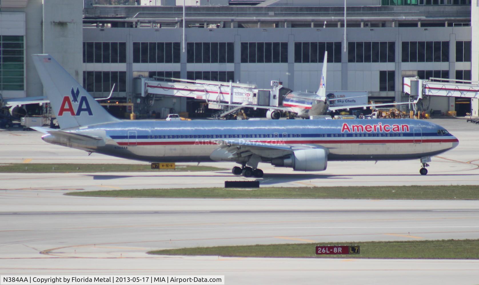 N384AA, 1993 Boeing 767-323 C/N 26996, American 767-300