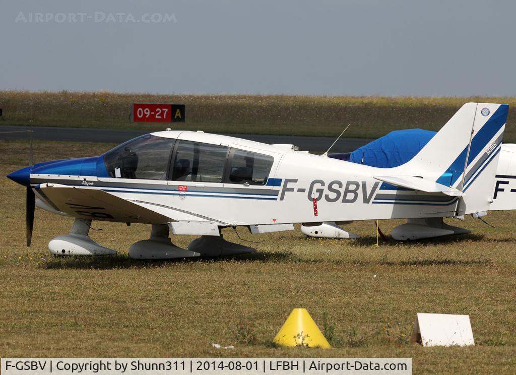 F-GSBV, Robin DR-400-180 Regent C/N 2364, Parked in the grass...