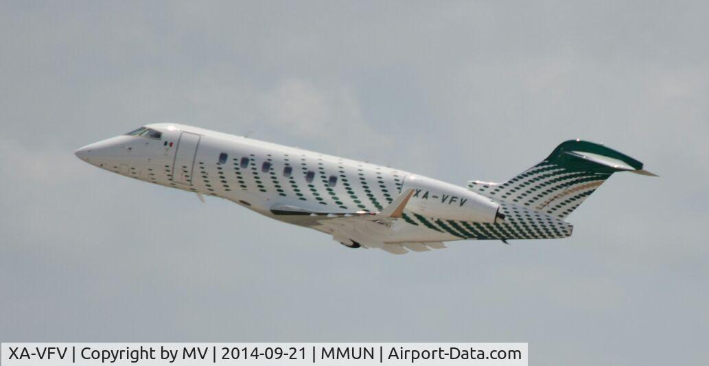 XA-VFV, Bombardier Challenger 300 (BD-100-1A10) C/N 20427, Great Airborne Shot