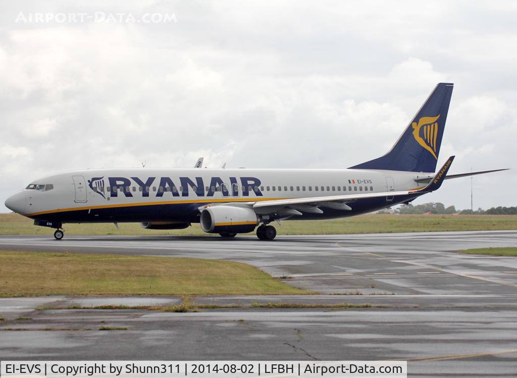 EI-EVS, 2012 Boeing 737-8AS C/N 40313, Taxiing for departure...