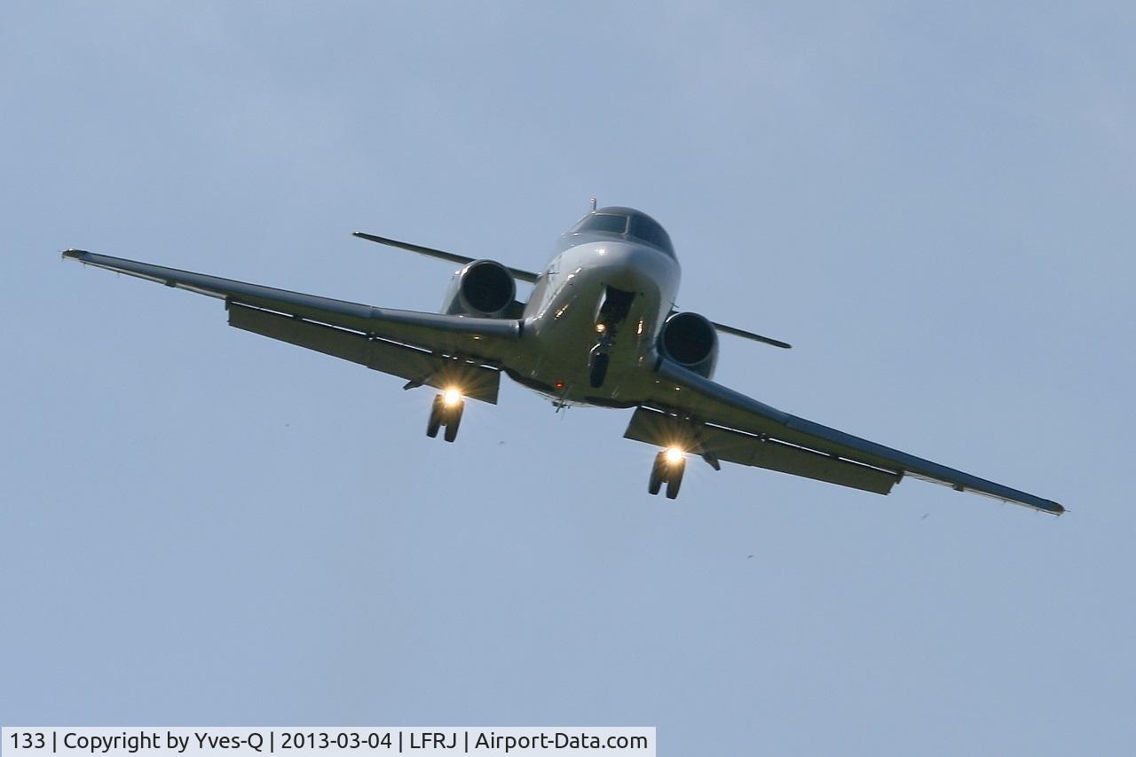 133, 1978 Dassault Falcon 10MER C/N 133, French Naval Aviation Dassault Falcon 10MER, Glide path rwy 08, Landivisiau Naval Air Base (LFRJ)