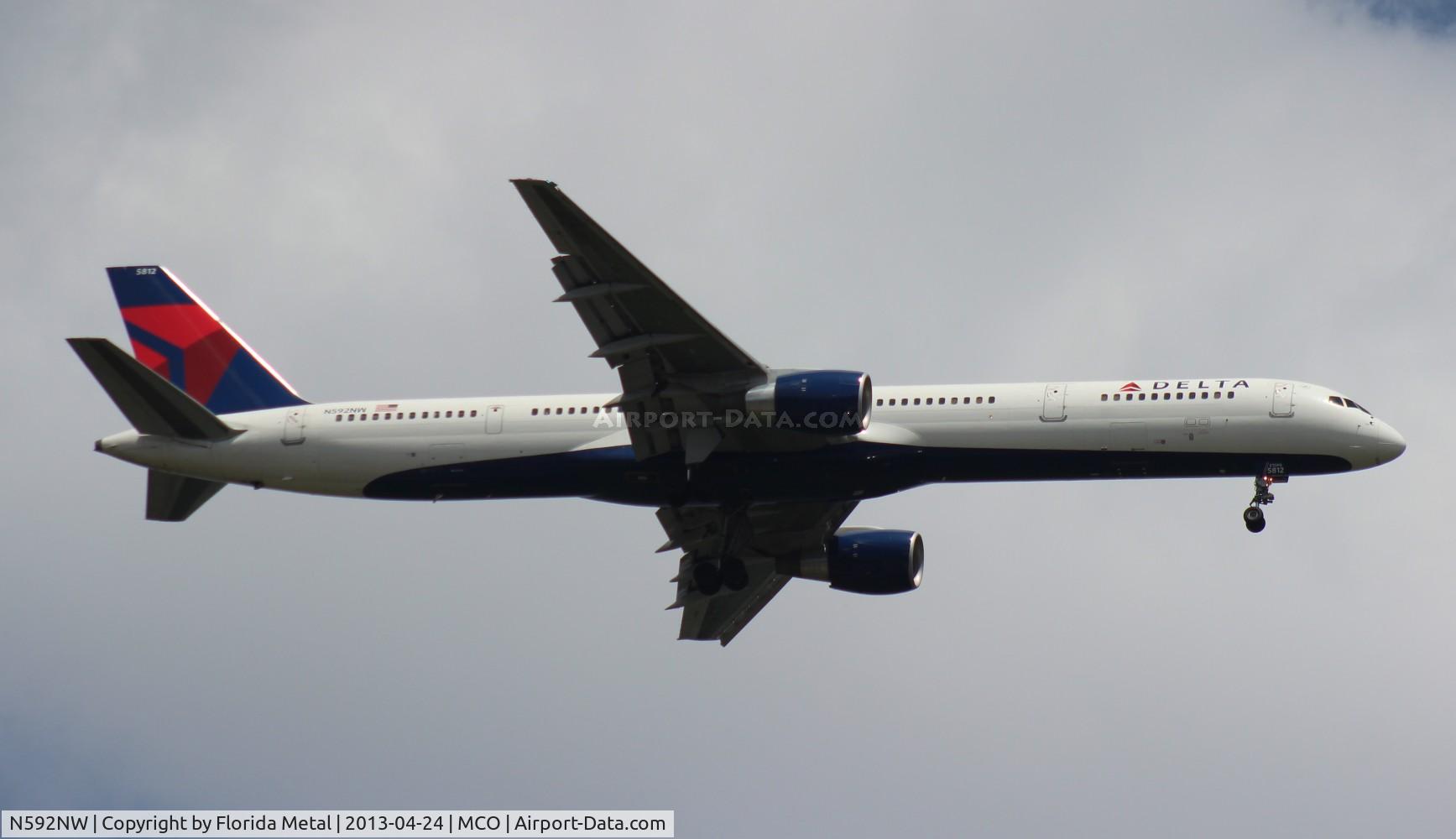 N592NW, 2003 Boeing 757-351 C/N 32992, Delta 757-300