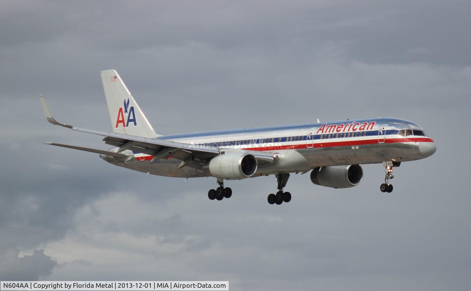 N604AA, 1995 Boeing 757-223 C/N 27055, American 757-200