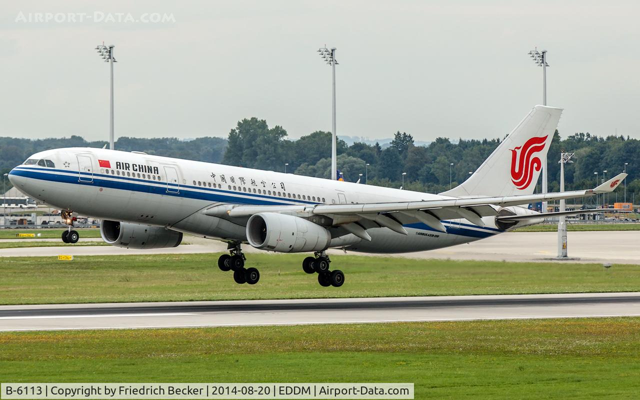 B-6113, 2007 Airbus A330-243 C/N 890, moments prior touchdown at München