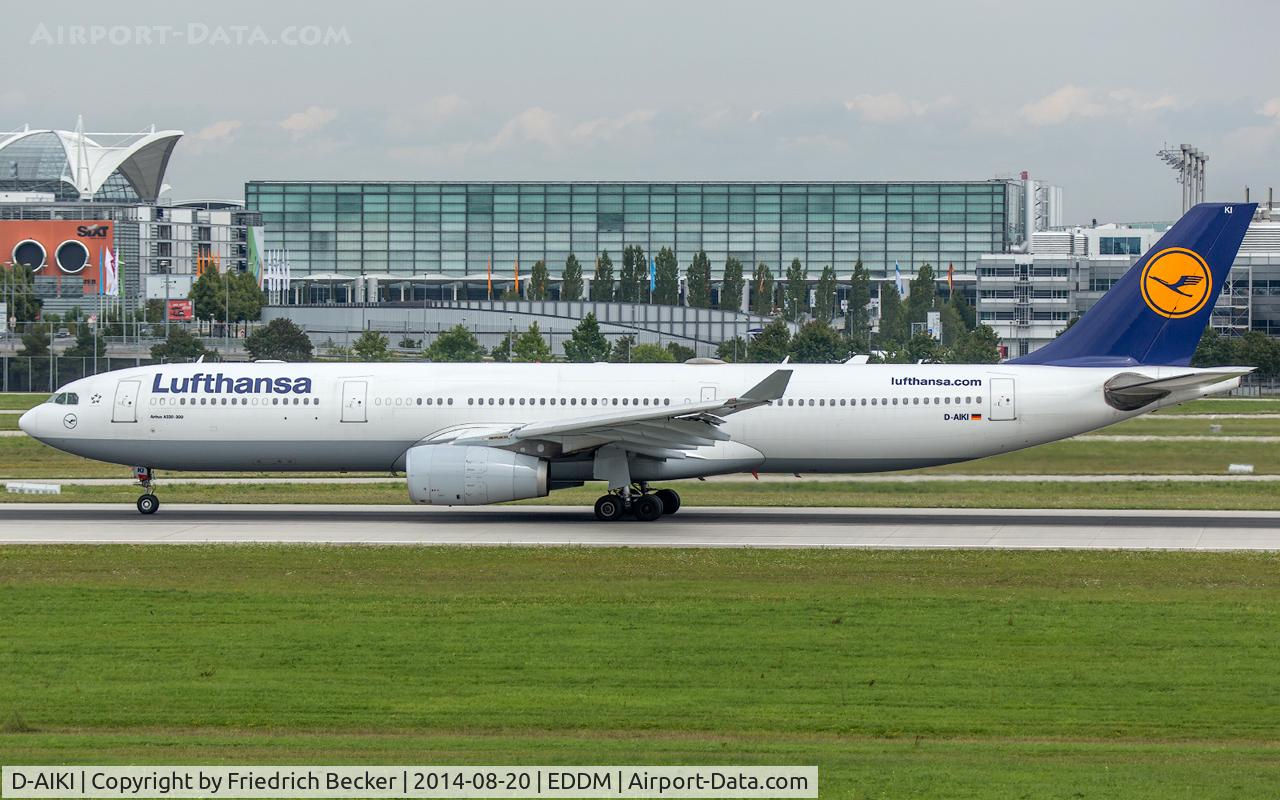 D-AIKI, 2005 Airbus A330-343X C/N 687, departure from München